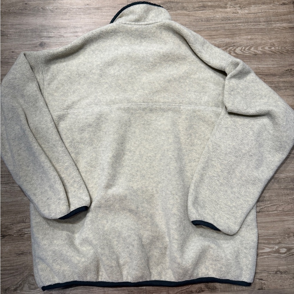 Patagonia Beige Pullover Fleece with Navy Trim - Picture 5 of 10